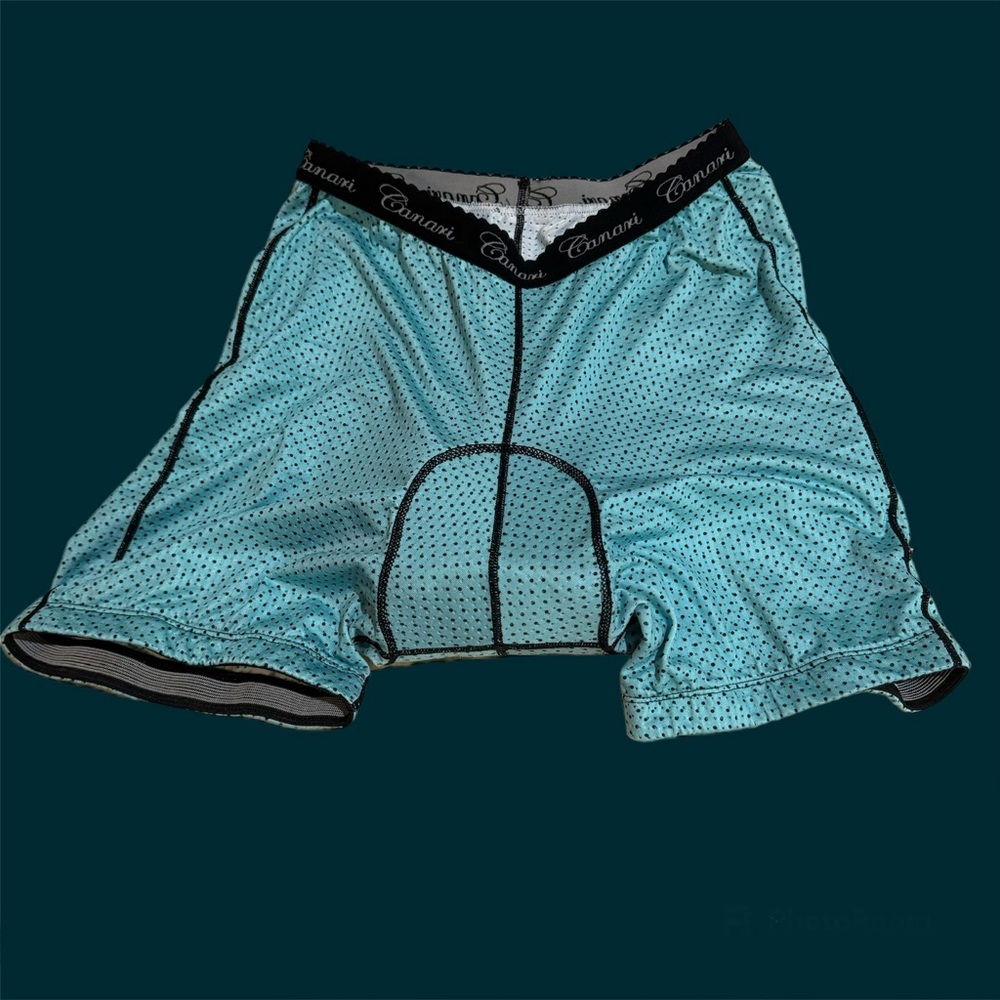 Canari gel-padded cycling short